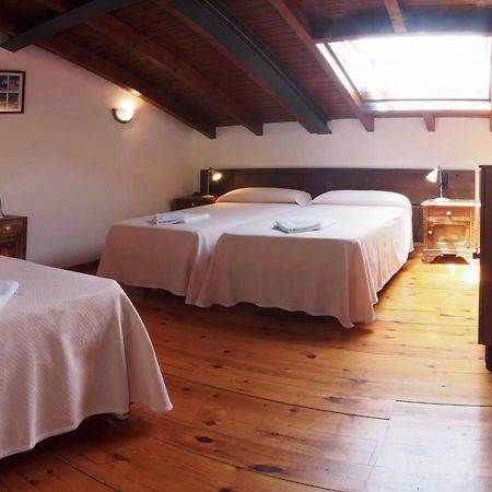 Casa De La Montana Albergue Turistico Avín Exterior photo