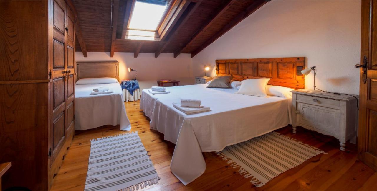 Casa De La Montana Albergue Turistico Avín Exterior photo